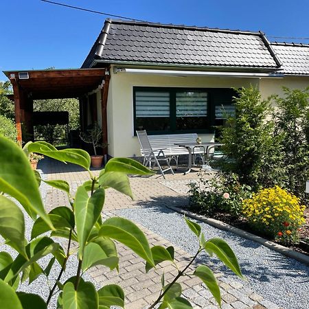Ferienhaus Amare Mit Fasssauna, Eigener Terrasse & Kamin 바우트젠 외부 사진