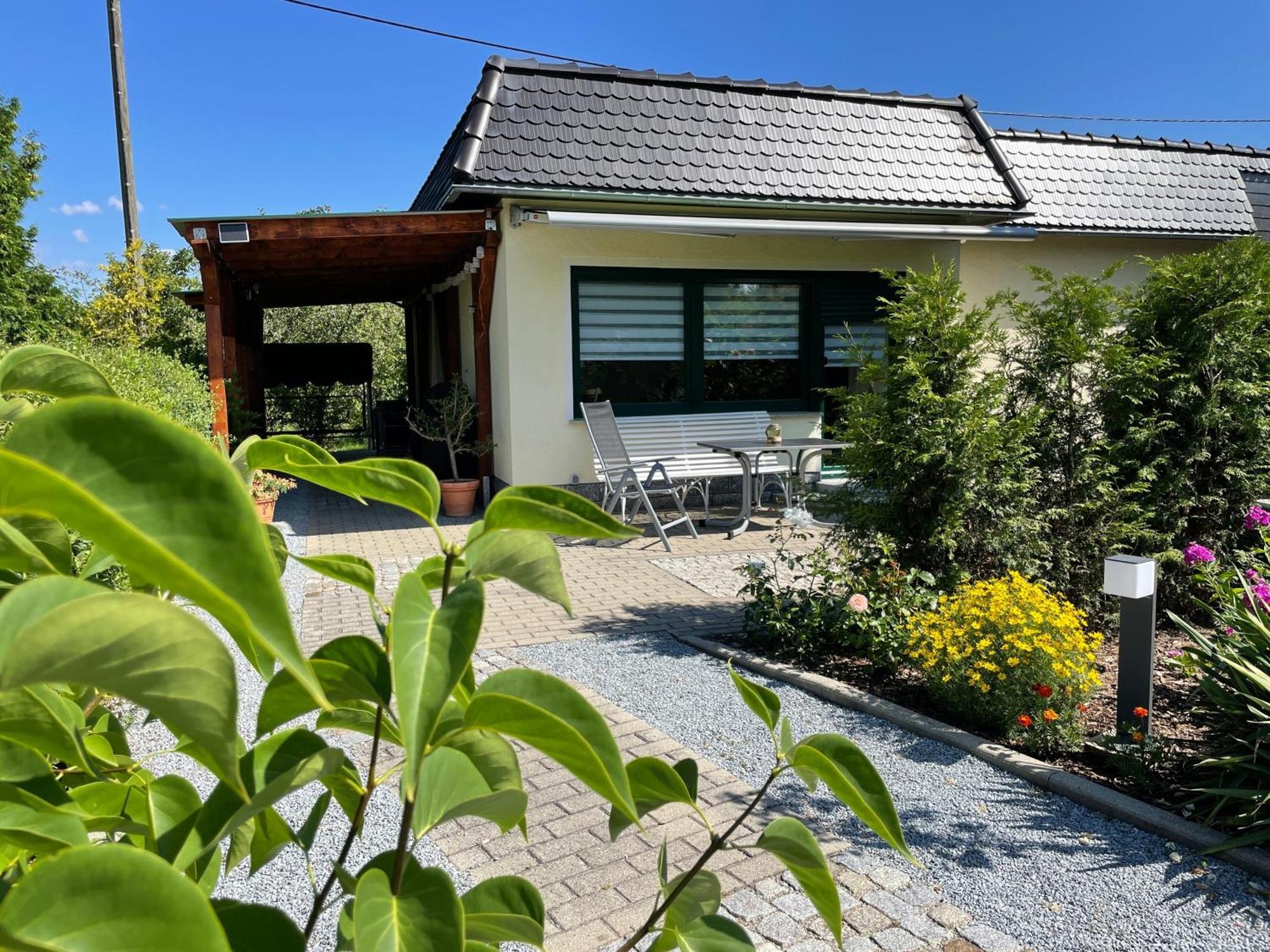 Ferienhaus Amare Mit Fasssauna, Eigener Terrasse & Kamin 바우트젠 외부 사진